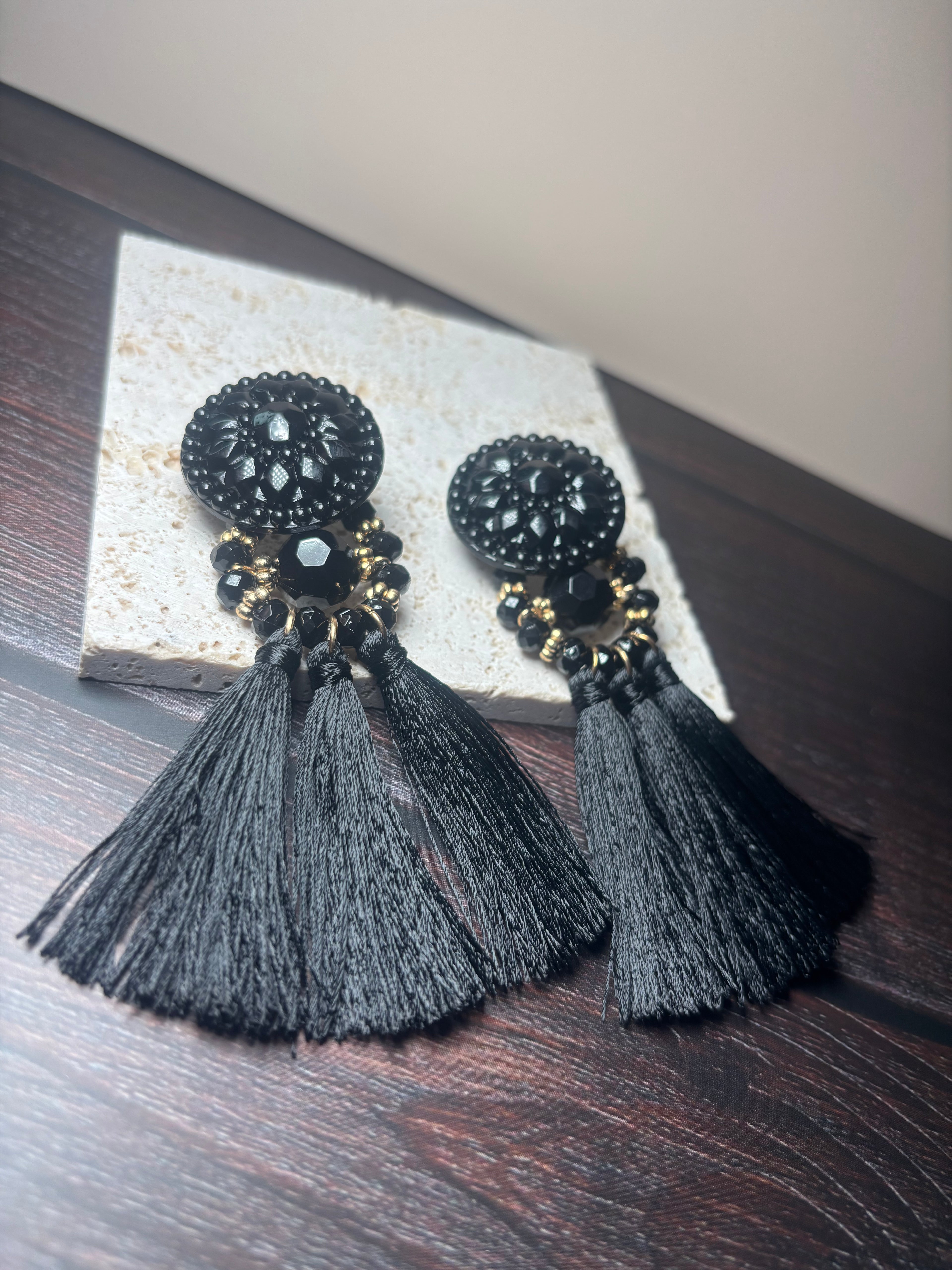 Black Tassel